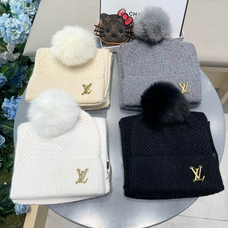 LV scarf Hat 112503